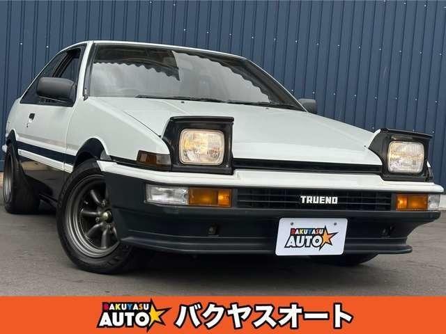 ハチロクの愛称で幅広い年代から大人気!!パンダトレノこと AE86 スプリンタートレノ♪