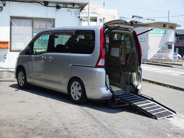 福祉車両チェアキャブスロープ車いす1名電動ウィンチ、電動スロープ